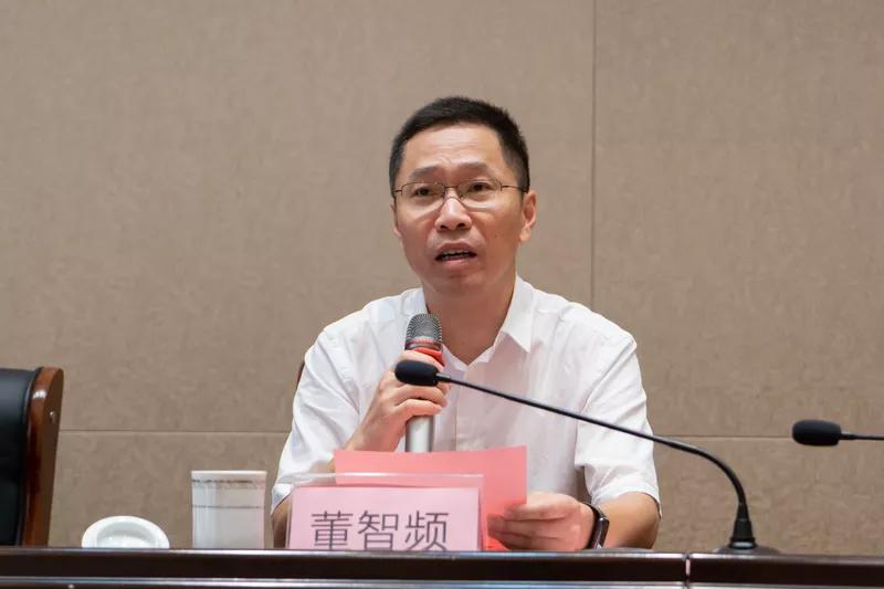 堆納村的新領(lǐng)導(dǎo)風(fēng)采